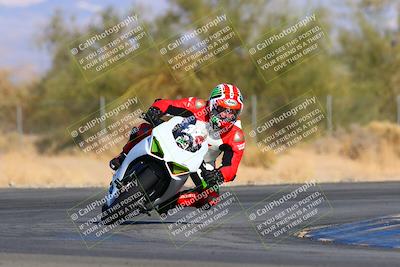 media/Jan-08-2022-SoCal Trackdays (Sat) [[1ec2777125]]/Turn 2 (150pm)/